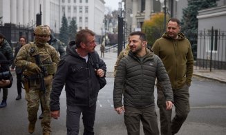 Sean Penn i-a dat Oscarul său lui Zelenski