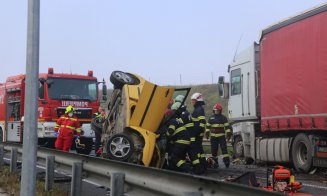 Accident grav pe Autostrada Transilvania. Intervine descarcerarea