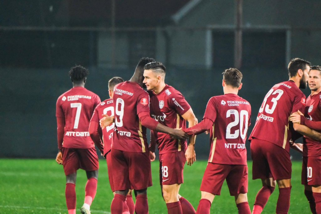 CFR Cluj învinge greu ultima clasată, dar urcă pe locul secund în Superligă