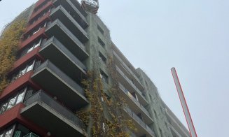 INCENDIU în Cluj-Napoca la etajui 8 al unui bloc