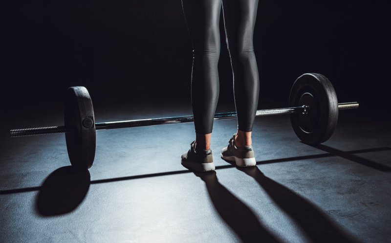 Moarte subită pentru o tânără de doar 17 ani  la o sală de fitness din Alba. I s-a făcut rău în timpul unui exercițiu