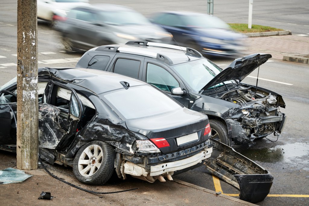20 noiembrie - Ziua Mondială de Comemorare a Victimelor Accidentelor de Circulaţie. România e printre țările cu cele mai multe accidente grave din Europa