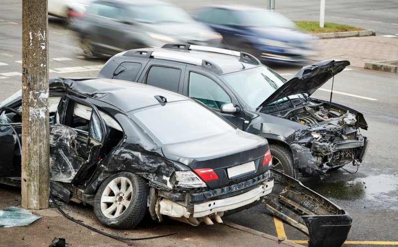 20 noiembrie - Ziua Mondială de Comemorare a Victimelor Accidentelor de Circulaţie. România e printre țările cu cele mai multe accidente grave din Europa