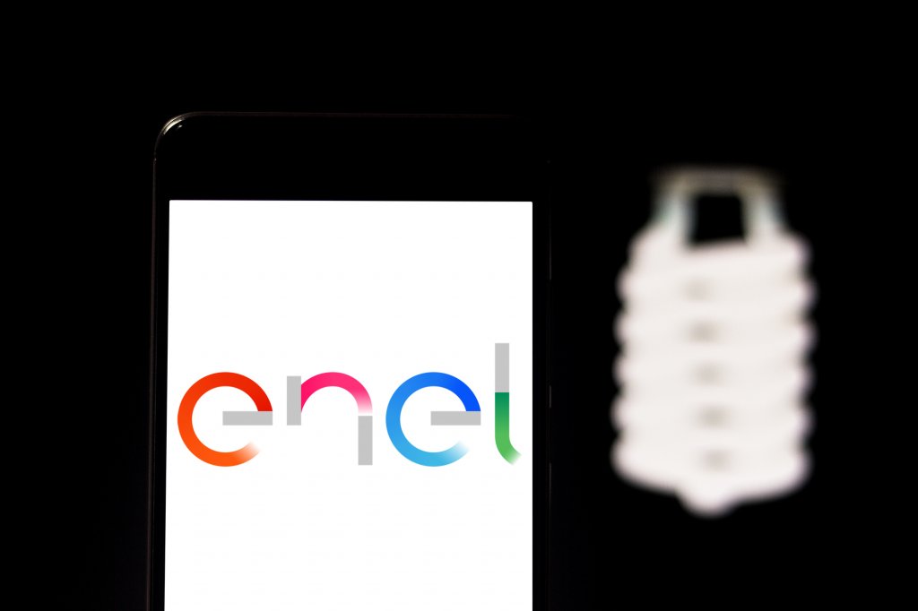ANRE: Clienții Enel vor beneficia în continuare de gaze naturale și curent electric / Se schimbă doar proprietarii firmei în cazuri de genul