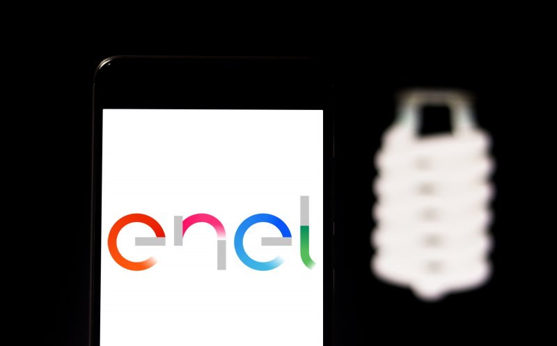 ANRE: Clienții Enel vor beneficia în continuare de gaze naturale și curent electric / Se schimbă doar proprietarii firmei în cazuri de genul