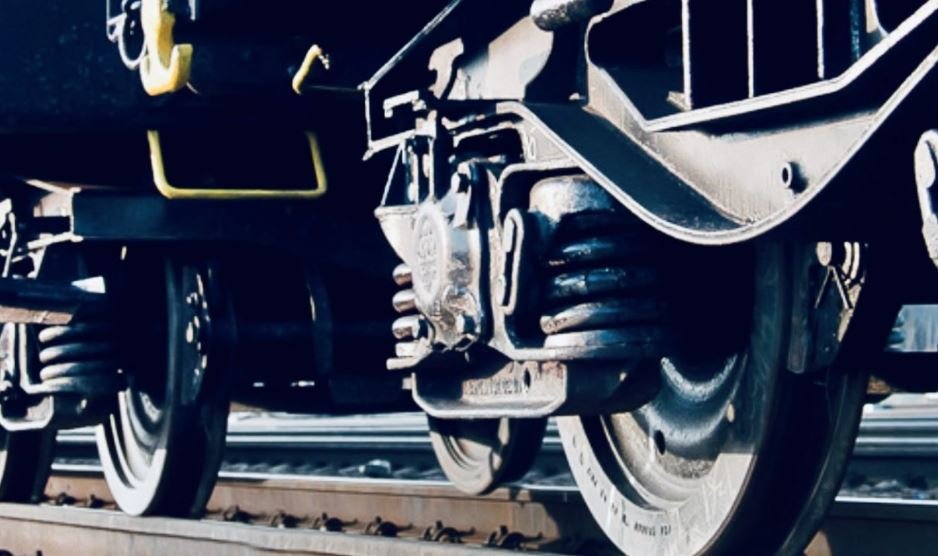 Accident GRAV în zona Gării din Cluj-Napoca. Un bărbat a MURIT după ce a fost prins sub un tren