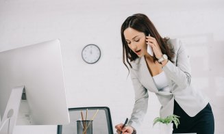 Salariile secretarelor ajung aproape de 1.000 de euro. La Cluj sunt printre cele mai căutate din țară