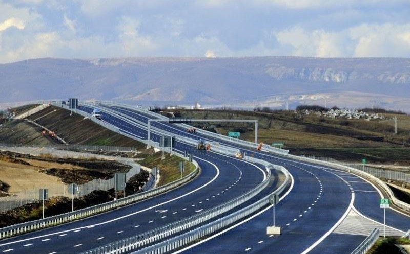 Avem aproape 1.000 de km de autostradă „la mustață”, însă ne-ar mai trebui încă 2.000 / Constructorul A3 Transilvania face cei mai mulți bani