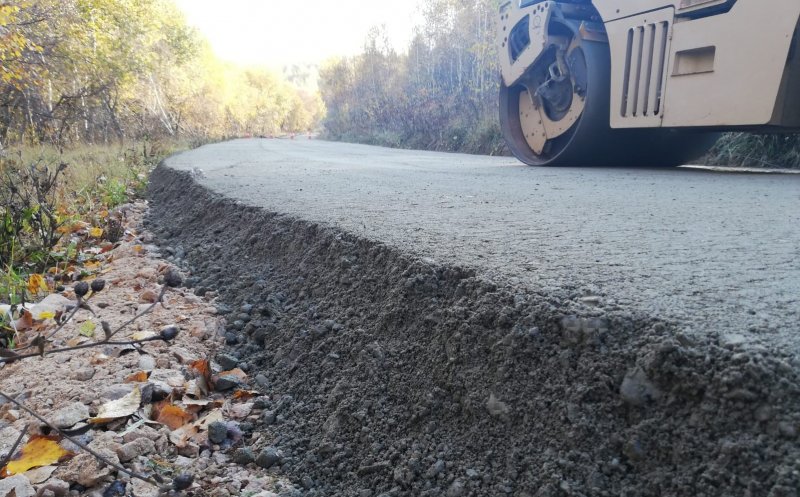Cluj: Se pun la punct două drumuri dintr-o comună din Munții Apuseni