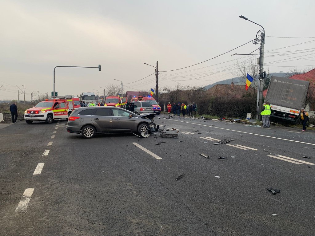 Șoferii din Cluj, chemați să semneze! Petiție pentru radare și semafoare pe "drumul morții din Jucu"