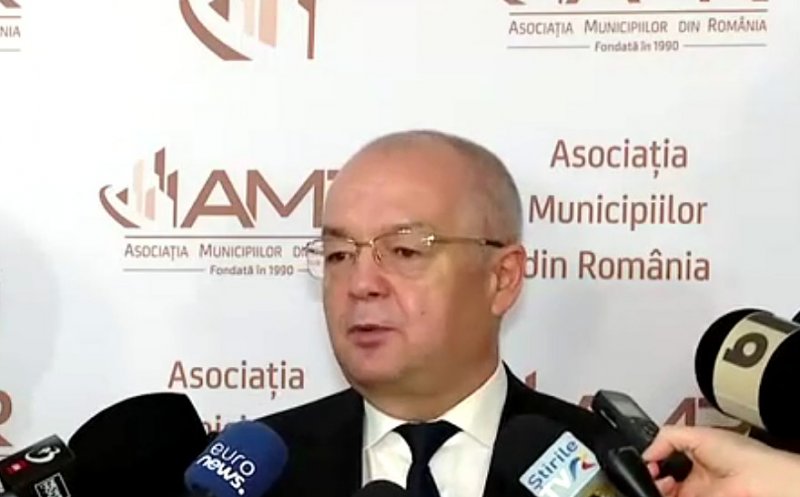 Emil Boc, pentru boicot la adresa Austriei: "Spiritul lui Avram Iancu a fost trădat a doua oară / Să ne uităm la CEC dacă nu are condiţii mai bune"