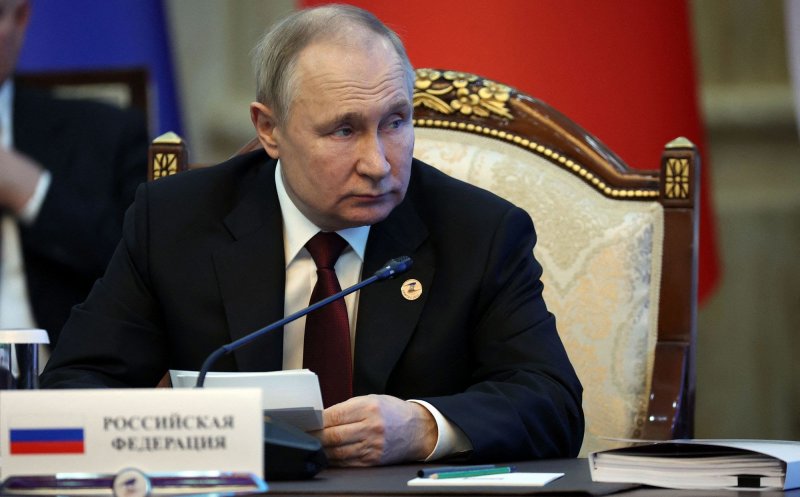 Putin se afundă tot mai tare în buncărul său. Și-a anulat tradiționalul discurs de sfârșit de an