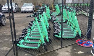 Primăria Cluj-Napoca scoate la licitație 213 trotinete electrice, ridicate de pe domeniul public
