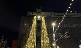 Decorațiuni spectaculoase de sărbători la Complexul Comercial Central