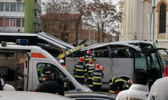 Autocar cu turişti greci, accident GRAV la Pasajul Unirii în Capitală. O persoană a murit și peste 20 au fost rănite