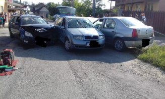 Accident la Cluj. Trei mașini s-au lovit în Turda