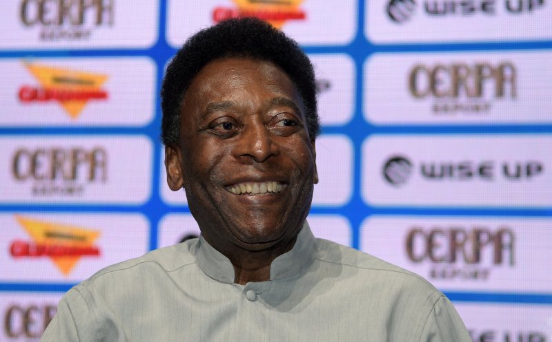 Pele a murit. Legenda fotbalului s-a stins din viață la 82 de ani