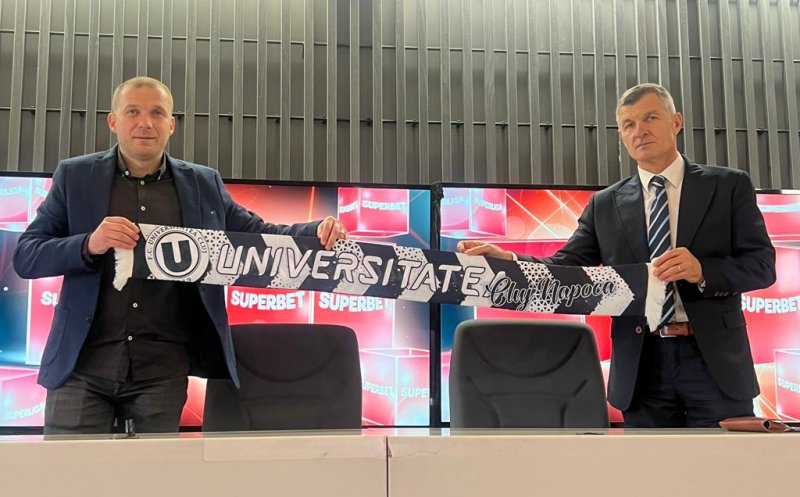 Ioan Ovidiu Sabău, prezentat oficial de "U" Cluj: "E o plăcere pentru mine că fac parte din această familie"