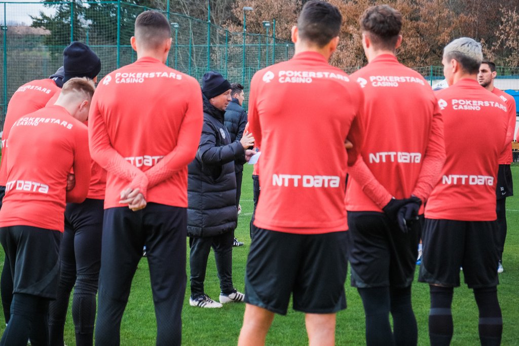 Fotbaliștii de la CFR pleacă în cantonament în Spania