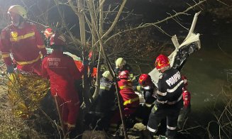 Plan roșu de intervenție după un accident cu 3 MORŢI. Un şofer de 21 de ani a intrat cu maşina într-un autocar de pe contrasens
