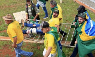 Atacul de la Capitoliu în varianta braziliană: Extremiștii pro-Bolsonaro au intrat cu forța şi au vandalizat Congresul, Curtea Supremă şi Palatul prez