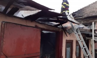 Incendiu într-o gospodărie din Cluj. Intervin pompierii