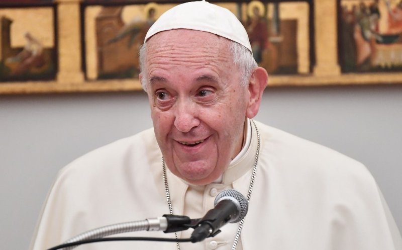 Papa Francisc: „A fi homosexual nu este o infracțiune”