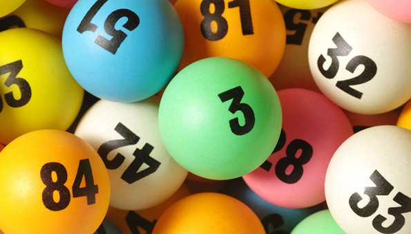 A juca online sau offline la lotto - Aceasta este dilema anului! (18+)