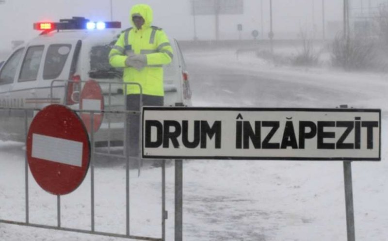 Atenție șoferi! 14 drumuri județene din Cluj, închise din cauza ninsorii. Ce recomandă poliția