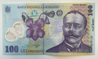 Curier țepuit de client. A primit bani falși