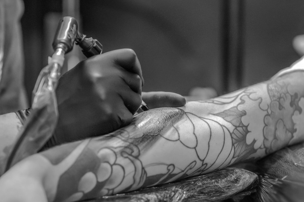De nu se șterg tatuajele de pe piele chiar şi după ce aceasta se regenerează