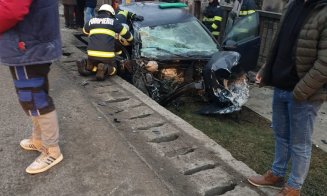 ACCIDENT în Răscruci cu victimă încarcerată. Mașină, făcută praf de un tir