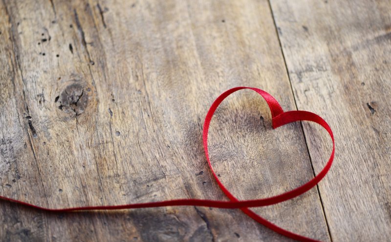 Povestea Valentine's Day. Primele cadouri și mesaje între îndrăgostiți