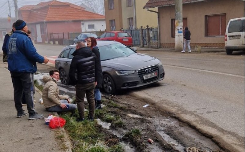 Tânăr lovit pe trecerea de pietoni. Când a ajuns poliția, nu mai era nimeni