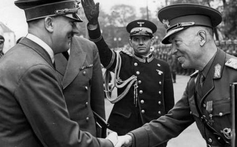 Mareşalului Ion Antonescu i-a fost retras titlul de Doctor Honoris Causa