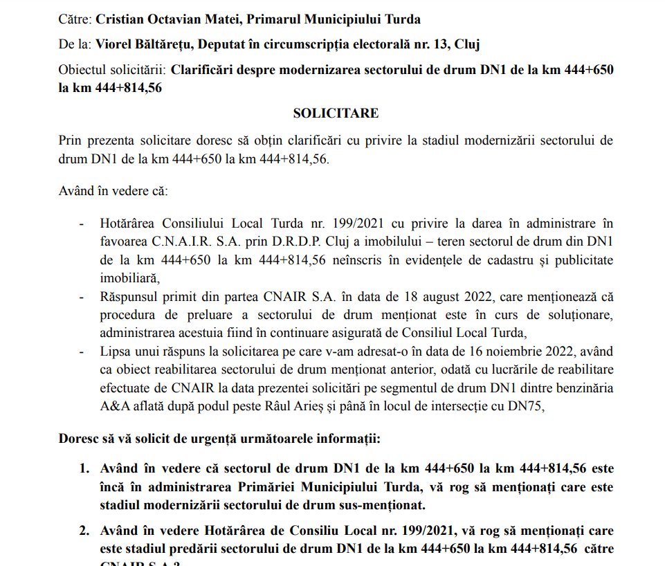 Drumul de lângă podul peste Arieș din Turda, recent renovat, arată jalnic! Deputatul Băltărețu cere clarificări primăriei și CNAIR
