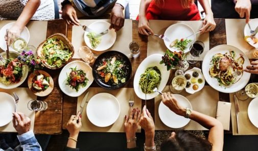 Cum afectează mediul ceea ce mâncăm. Amprenta de carbon a celor mai consumate alimente din Europa