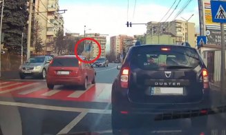 Accident în Mănăștur: Pieton izbit în PLIN pe trecere. Atenție, imagini care vă pot afecta emoțional!