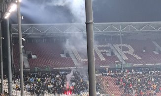 Imaginea serii în repriza a doua la meciul dintre CFR Cluj şi Lazio. La bustul gol, în Gruia