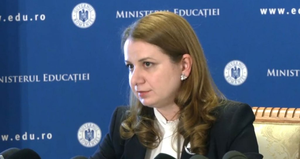 Evaluarea Naţională rămâne în formula de acum. Liceele pot organiza concurs pe 60% din locuri