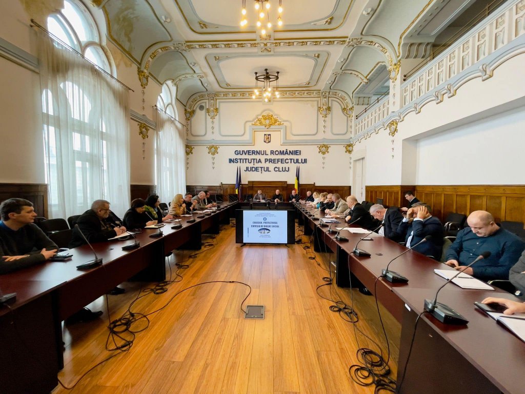 Ședință la Prefectura Cluj. AJOFM, ITM și Direcția de Statistică, chemate LA RAPORT