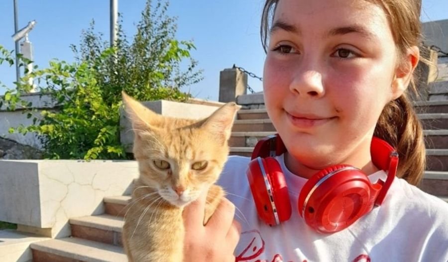 Adolescenta de 14 ani dispărută 5 zile a urmat „Pisicile războinice” aproape 900 de km! Confuzia dintre REAL şi  IMAGINAR
