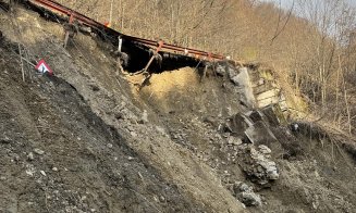 S-a RUPT singurul drum asfaltat de acces spre Roșia Montană