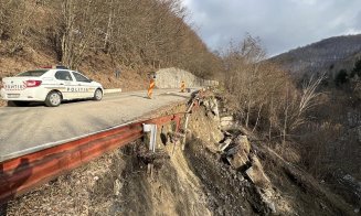 S-a RUPT singurul drum asfaltat de acces spre Roșia Montană