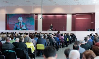 S-au reluat congresele Martorilor lui Iehova cu prezență fizică: „Prietenii păcii”, de pe Zoom, din nou la sala de congrese de la Turda