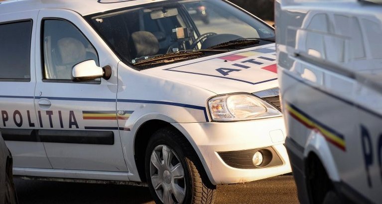Descoperire ȘOC: Un bărbat și fiul lui de doar un an, găsiți SPÂNZURAȚI în apartamentul unui clujean