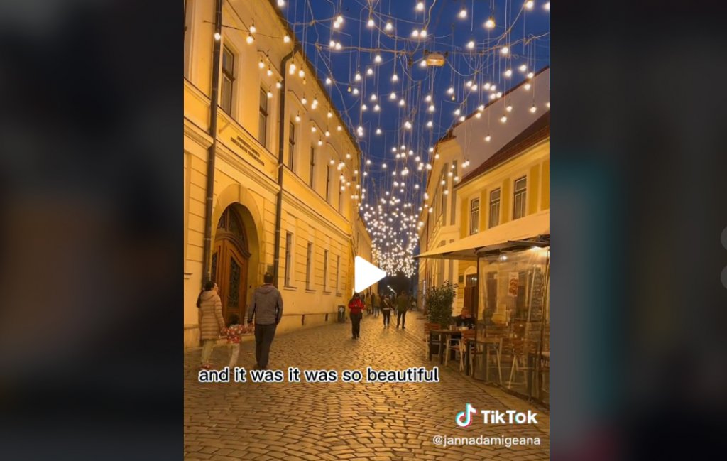 Două americance, încântate de ce au găsit la Cluj. Din scara blocului, până la langoşii din centru: "E grozav!", au postat pe TikTok