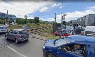 S-a ales cu permisul suspendat și cu o amendă usturătoare după ce a "fentat" bariera de la Tăietura Turcului