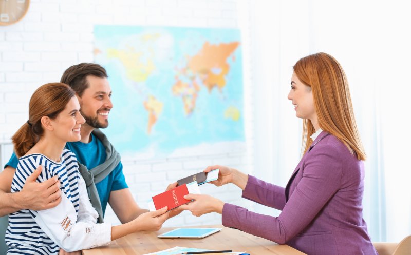 Cerere mare pentru consultanții în turism la Cluj. Ce salarii primesc