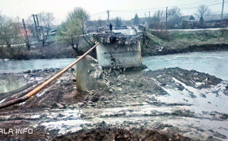 Pod peste Someș la Bonțida, rupt după ce abia a fost inaugurat. Șeful CJ Cluj lămurește situația: „Era un pod neavizat, de șantier”